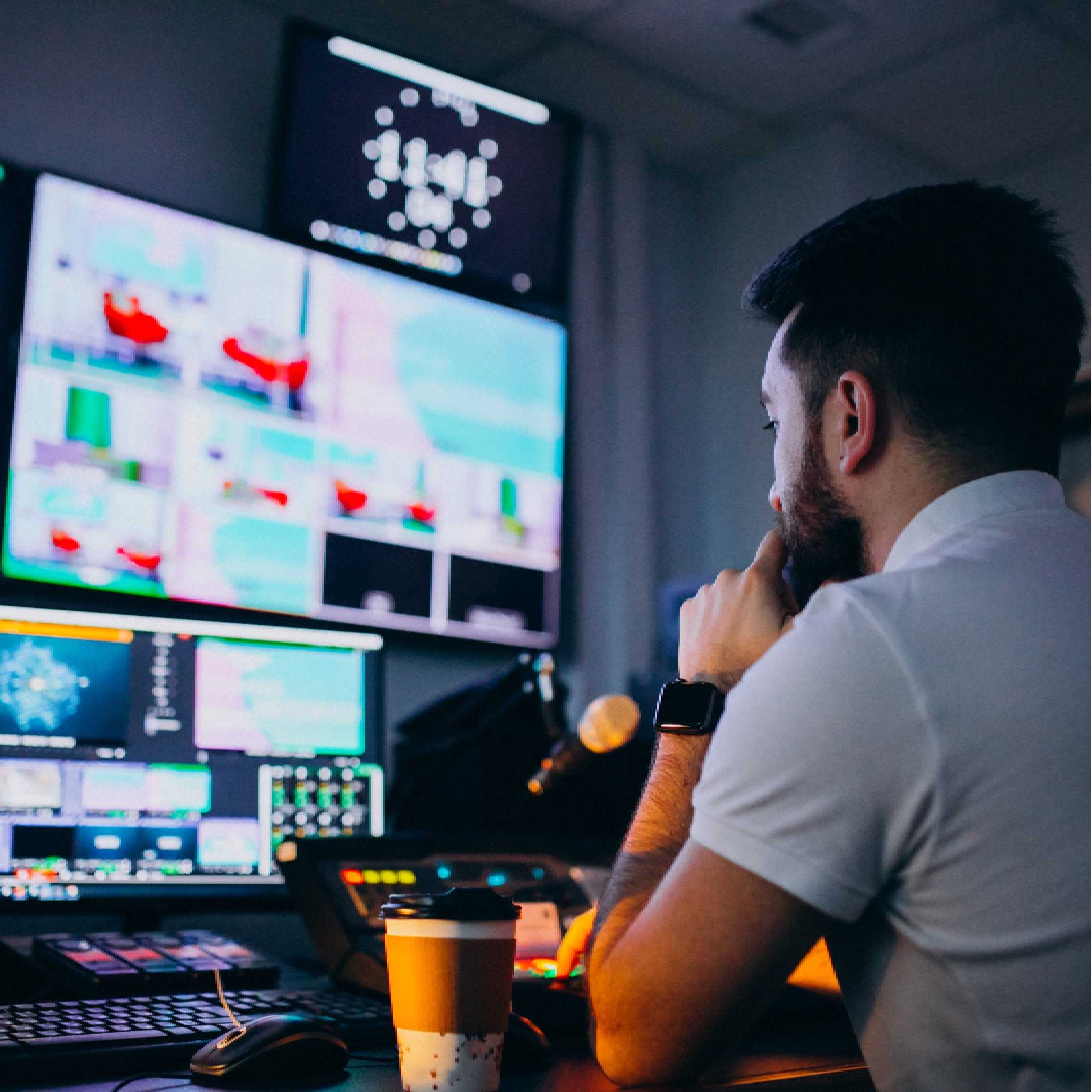 Man-recording-studio-music-production - Be a podcaster program - Square